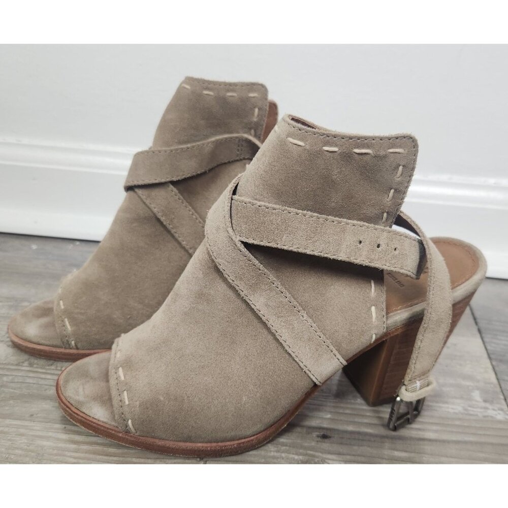 Frye Women's Sz. 7.5 Dani Pickstitch Shield Heeled Sandals In Ash